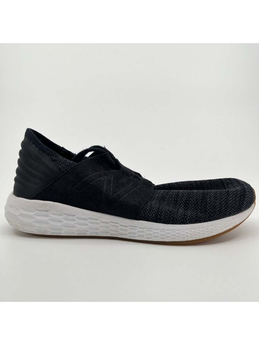 New Balance Fresh Foam Cruz V2 Womens Size 9.5D Black Gum Running Shoes Sneakers